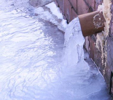 3 Things to Do If Your Pipes Freeze